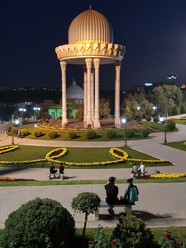 צעירים באוזבקיסטן, מקומות בילוי בטשקנט